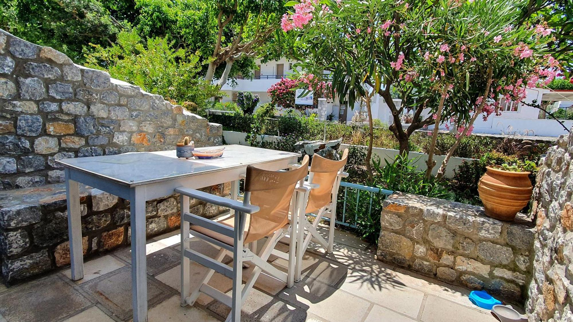 Апартаменты Pefkos Eye Pefki  Экстерьер фото